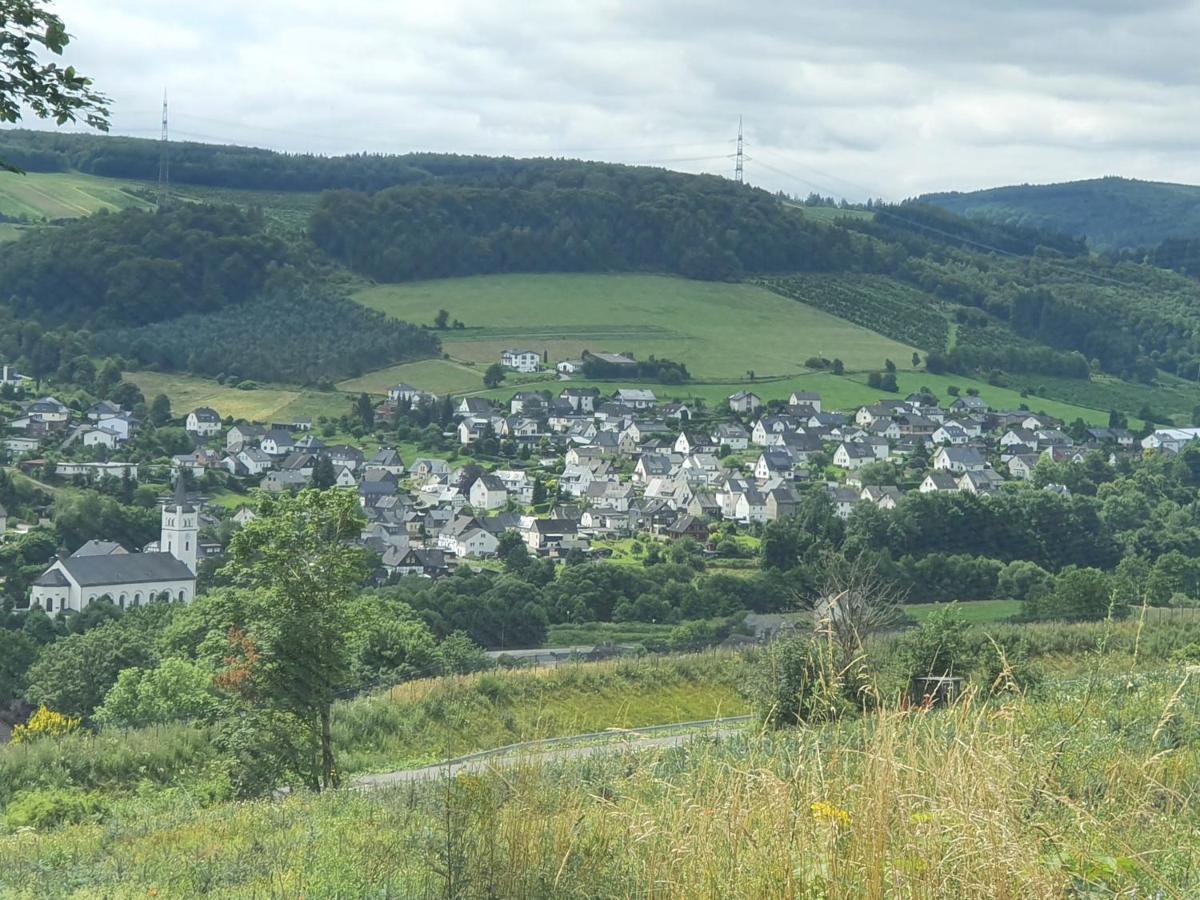 Ferienwohnungen Am Finkenweg Bestwig Zewnętrze zdjęcie
